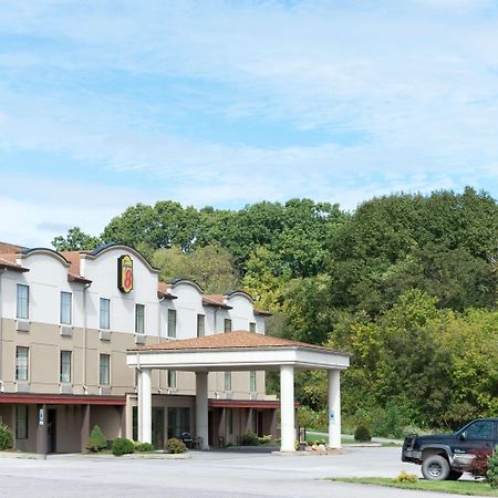 Super 8 By Wyndham Beaver Falls Екстериор снимка